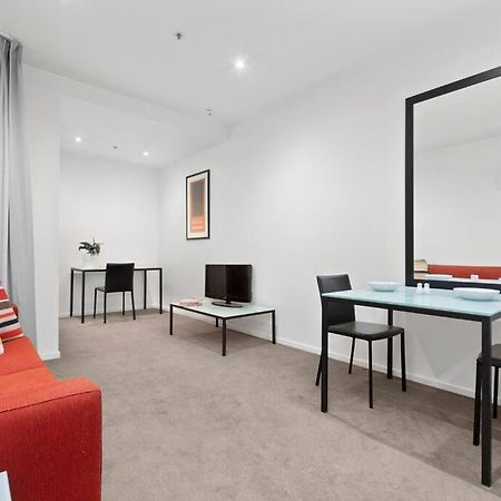 108 Astral Apartments Melbourne Dış mekan fotoğraf